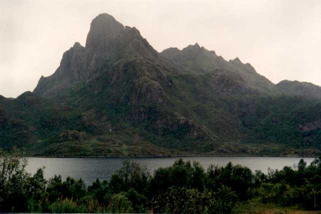 Typick krajina na Vestrlech (na ostrov Langøya)