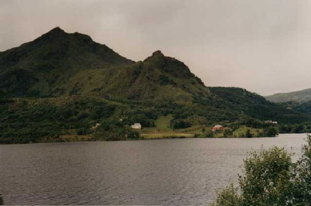 Jezero na ostrov Langøya